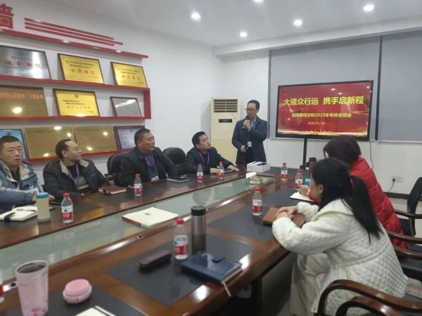 遠程監控,報警巡邏,清機加鈔,清分整點,憑證寄庫,頭寸箱寄庫,商鋪安保,智能家居 遠程監控,報警巡邏,清機加鈔,清分整點,憑證寄庫,頭寸箱寄庫,商鋪安保,智能家居